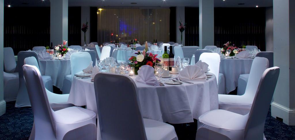 London Aerodrome Hotel, Bw Signature Collection Hotel