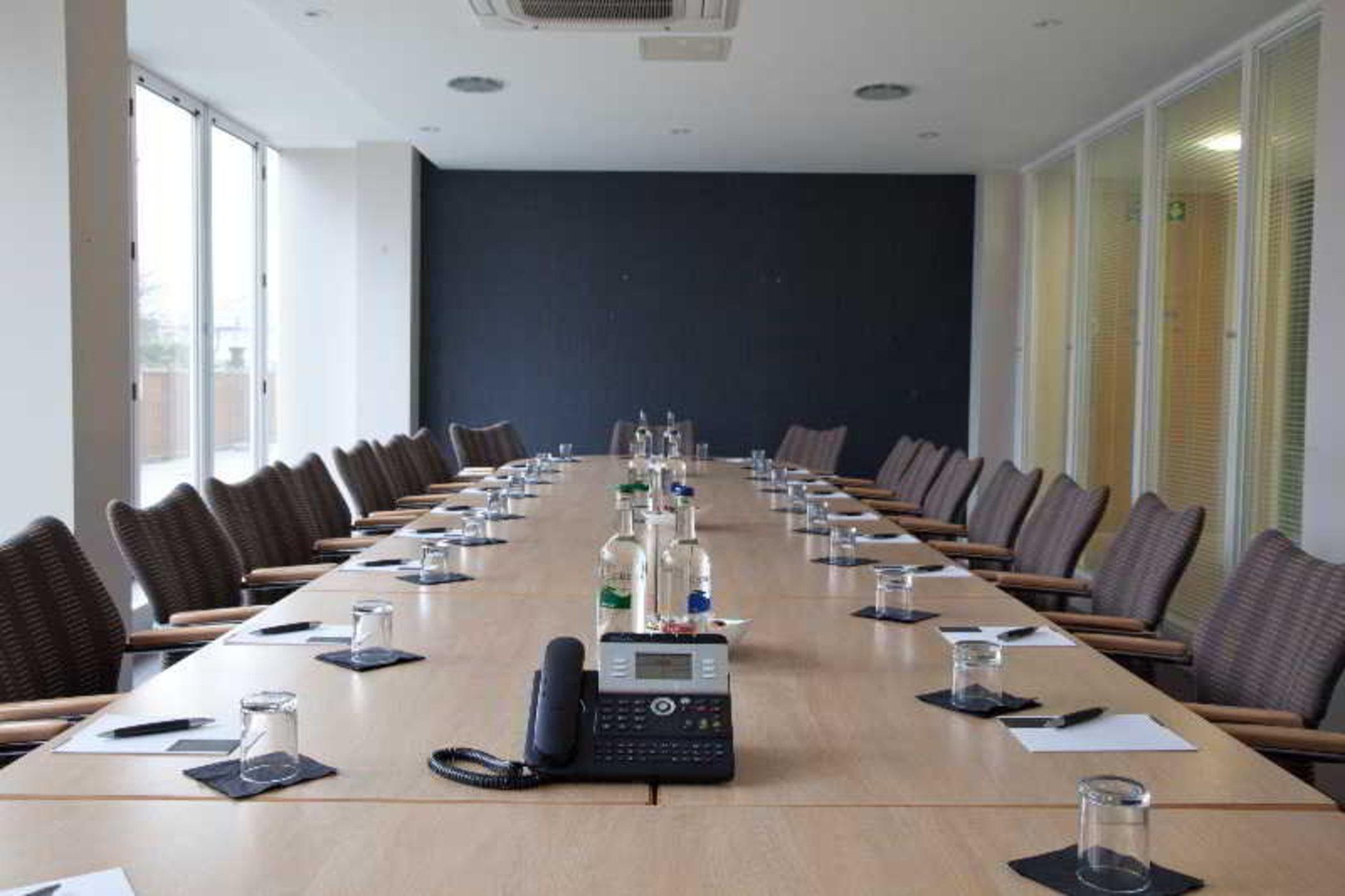 London Aerodrome Hotel, Bw Signature Collection Hotel Croydon