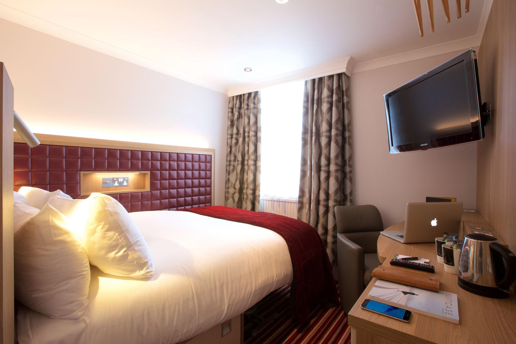 London Aerodrome Hotel, Bw Signature Collection Hotel