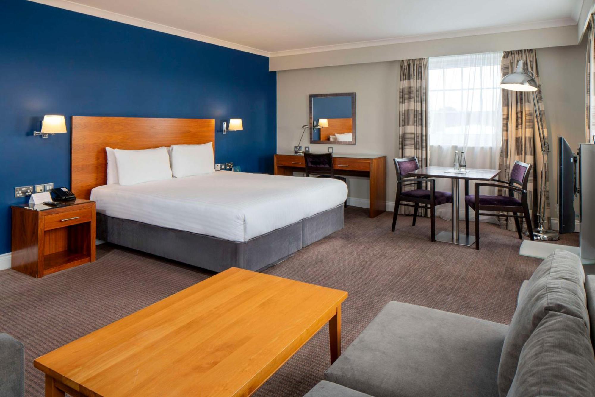 Hotel London Aerodrome Hotel, Bw Signature Collection 4*